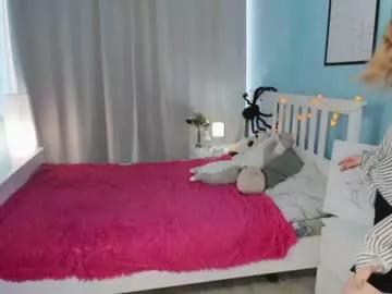 mollylancaster from Chaturbate
