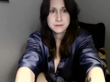 Girls: discover live performances with matured cam models, from teasing to fixations, in a variety of stunning live sex cams.