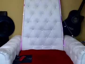 mommymila from Chaturbate