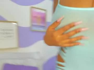 Girls: discover live performances with matured cam models, from teasing to fixations, in a variety of stunning live sex cams.