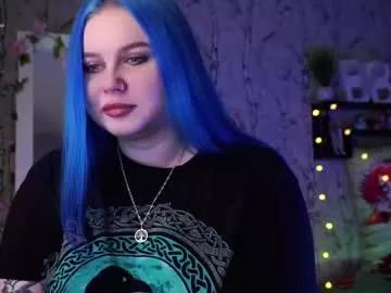 moon_valkyriie from Chaturbate