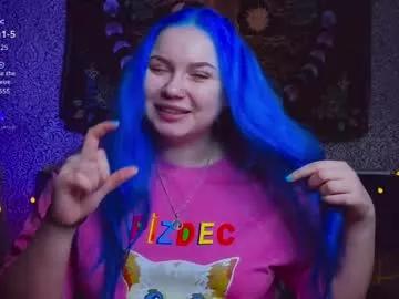 moon_valkyriie from Chaturbate