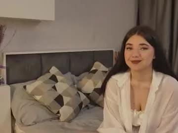 Girls: discover live performances with matured cam models, from teasing to fixations, in a variety of stunning live sex cams.