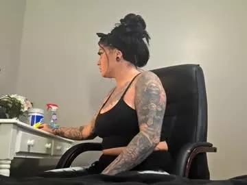 Girls: discover live performances with matured cam models, from teasing to fixations, in a variety of stunning live sex cams.