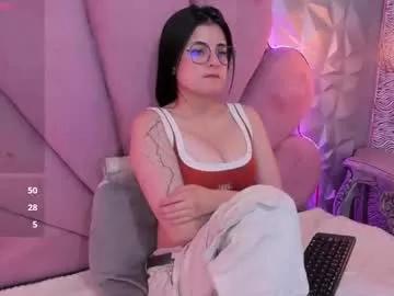 Girls: discover live performances with matured cam models, from teasing to fixations, in a variety of stunning live sex cams.