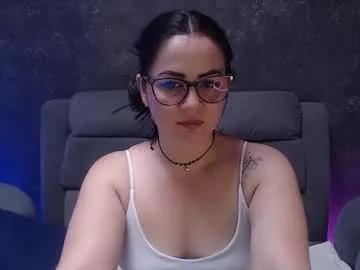Girls: discover live performances with matured cam models, from teasing to fixations, in a variety of stunning live sex cams.