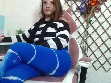 Girls: discover live performances with matured cam models, from teasing to fixations, in a variety of stunning live sex cams.
