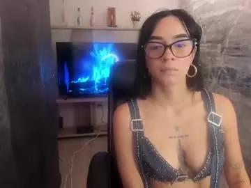 Girls: discover live performances with matured cam models, from teasing to fixations, in a variety of stunning live sex cams.