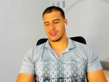 Girls: discover live performances with matured cam models, from teasing to fixations, in a variety of stunning live sex cams.