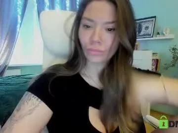 Girls: discover live performances with matured cam models, from teasing to fixations, in a variety of stunning live sex cams.