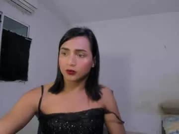 Girls: discover live performances with matured cam models, from teasing to fixations, in a variety of stunning live sex cams.