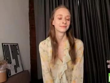 Girls: discover live performances with matured cam models, from teasing to fixations, in a variety of stunning live sex cams.