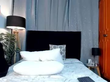 Girls: discover live performances with matured cam models, from teasing to fixations, in a variety of stunning live sex cams.