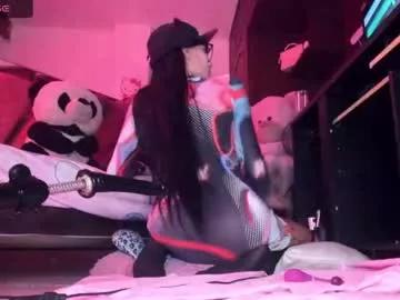 Girls: discover live performances with matured cam models, from teasing to fixations, in a variety of stunning live sex cams.