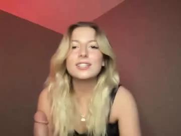official_ellieanne from Chaturbate