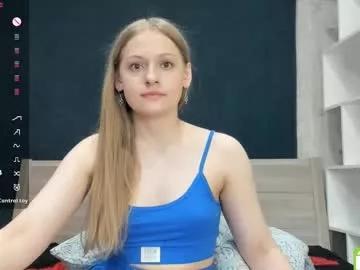Girls: discover live performances with matured cam models, from teasing to fixations, in a variety of stunning live sex cams.