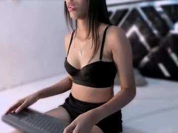 Girls: discover live performances with matured cam models, from teasing to fixations, in a variety of stunning live sex cams.