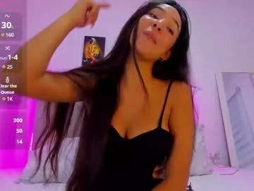 Girls: discover live performances with matured cam models, from teasing to fixations, in a variety of stunning live sex cams.