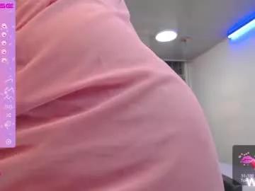 Girls: discover live performances with matured cam models, from teasing to fixations, in a variety of stunning live sex cams.