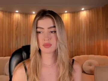 Girls: discover live performances with matured cam models, from teasing to fixations, in a variety of stunning live sex cams.