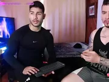 Girls: discover live performances with matured cam models, from teasing to fixations, in a variety of stunning live sex cams.