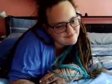 petite_amie from Chaturbate is Freechat