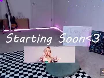 Girls: discover live performances with matured cam models, from teasing to fixations, in a variety of stunning live sex cams.