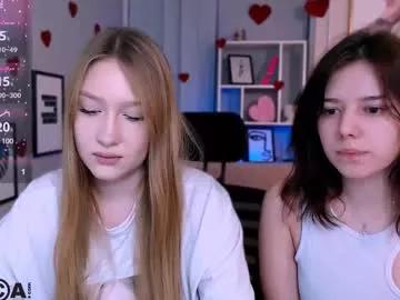 Girls: discover live performances with matured cam models, from teasing to fixations, in a variety of stunning live sex cams.