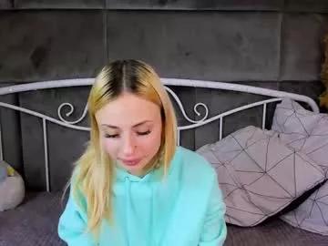 polly_milles from Chaturbate
