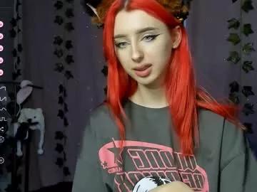pollyhill1 from Chaturbate