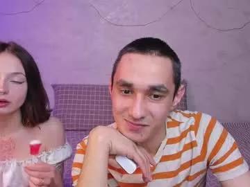 Girls: discover live performances with matured cam models, from teasing to fixations, in a variety of stunning live sex cams.