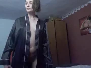 Girls: discover live performances with matured cam models, from teasing to fixations, in a variety of stunning live sex cams.