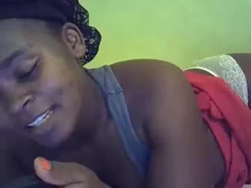 queen_arriana from Chaturbate
