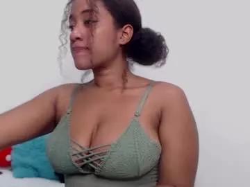 Girls: discover live performances with matured cam models, from teasing to fixations, in a variety of stunning live sex cams.