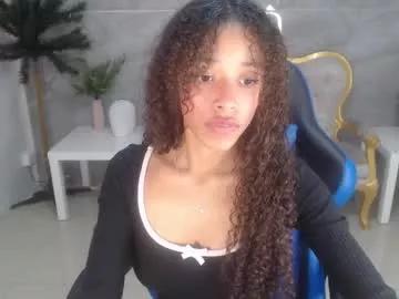 Girls: discover live performances with matured cam models, from teasing to fixations, in a variety of stunning live sex cams.