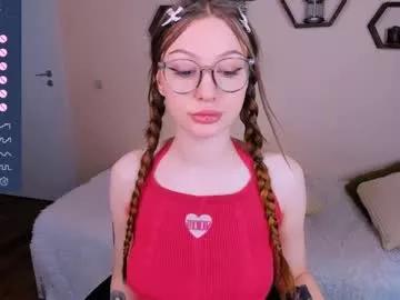 Girls: discover live performances with matured cam models, from teasing to fixations, in a variety of stunning live sex cams.