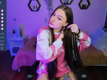 Girls: discover live performances with matured cam models, from teasing to fixations, in a variety of stunning live sex cams.