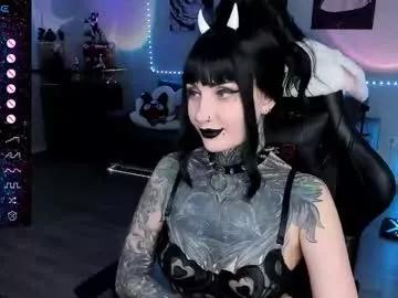 Girls: discover live performances with matured cam models, from teasing to fixations, in a variety of stunning live sex cams.