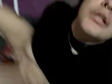 rattlesnakebitch from Chaturbate