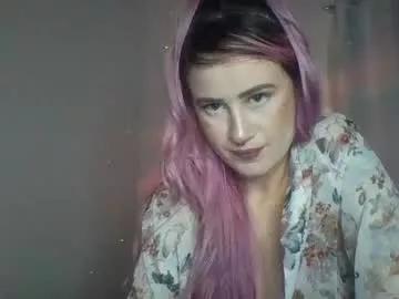 Girls: discover live performances with matured cam models, from teasing to fixations, in a variety of stunning live sex cams.