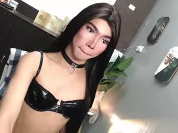 Girls: discover live performances with matured cam models, from teasing to fixations, in a variety of stunning live sex cams.