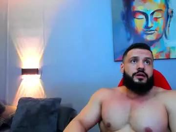 Girls: discover live performances with matured cam models, from teasing to fixations, in a variety of stunning live sex cams.