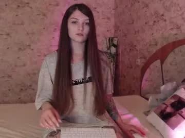 Girls: discover live performances with matured cam models, from teasing to fixations, in a variety of stunning live sex cams.