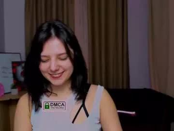 Girls: discover live performances with matured cam models, from teasing to fixations, in a variety of stunning live sex cams.