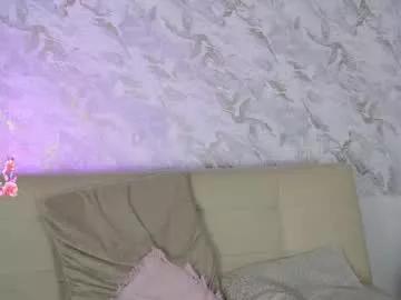 Girls: discover live performances with matured cam models, from teasing to fixations, in a variety of stunning live sex cams.
