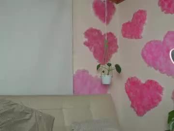 Girls: discover live performances with matured cam models, from teasing to fixations, in a variety of stunning live sex cams.