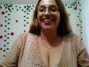 rossanalionheart from Chaturbate