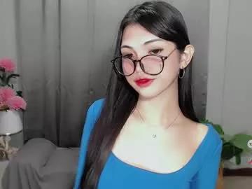 Girls: discover live performances with matured cam models, from teasing to fixations, in a variety of stunning live sex cams.