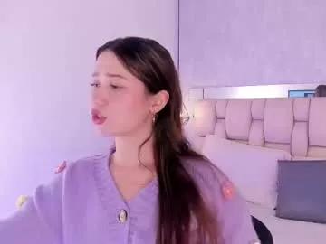 Girls: discover live performances with matured cam models, from teasing to fixations, in a variety of stunning live sex cams.