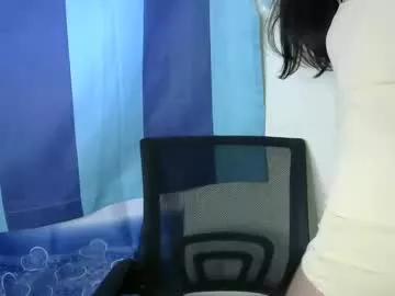 Girls: discover live performances with matured cam models, from teasing to fixations, in a variety of stunning live sex cams.